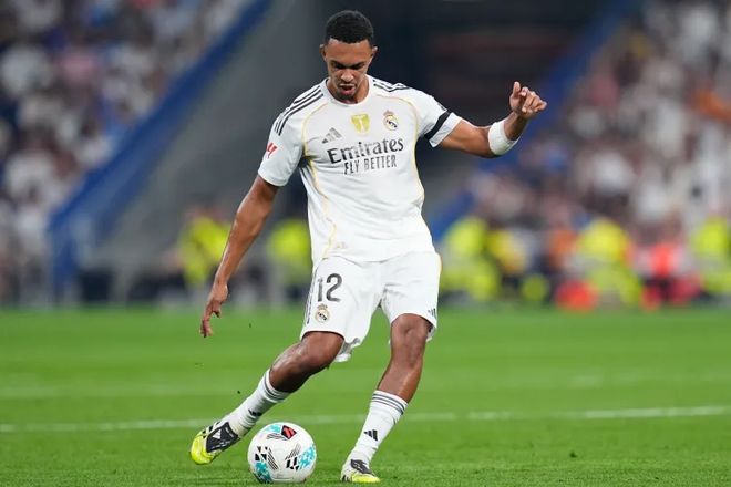 包含皇马新援表现抢眼,球迷兴奋不已,稳步上升的词条 包含皇马新援表现抢眼,球迷兴奋不已,稳步上升的词条