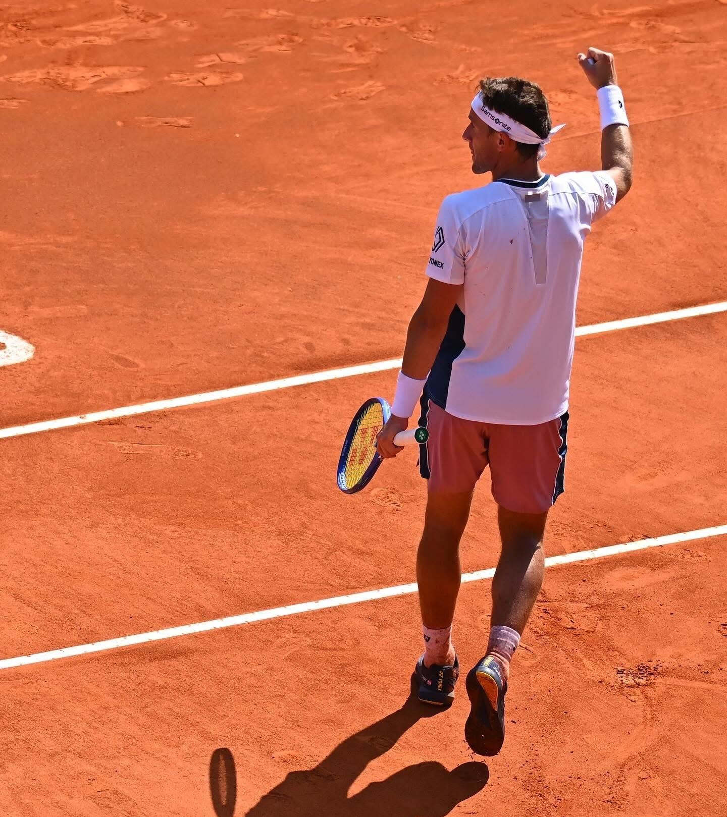 拉沃尔杯轻取ATP总决赛，鲁德点燃赛场的简单介绍