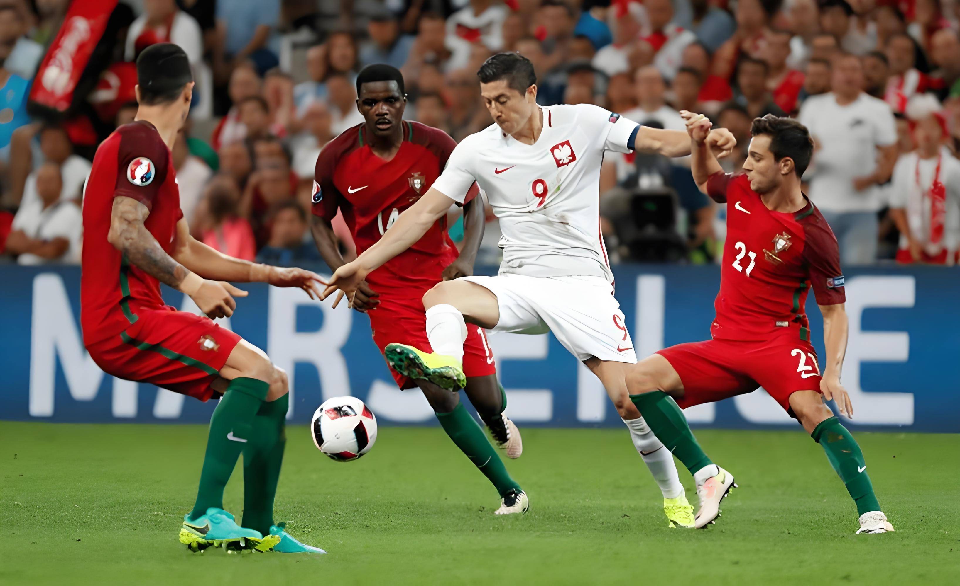 波兰队鏖战葡萄牙队，张本智和扛起全队